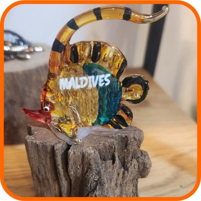 GLASS SEA ANIMAL PAINTED W/WOOD BASE SMALL - FISH